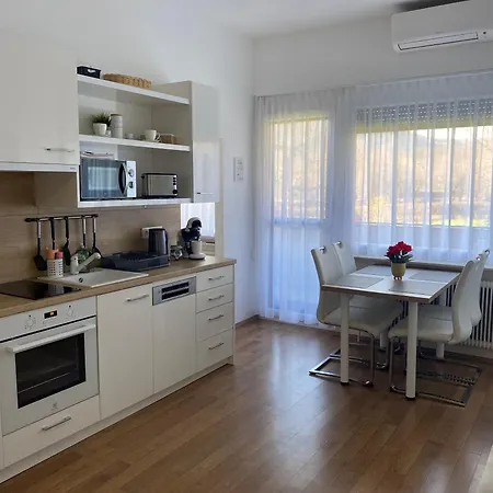 Rosebeach Am Ossiachersee Und Gerlitzen Skipiste Apartamento